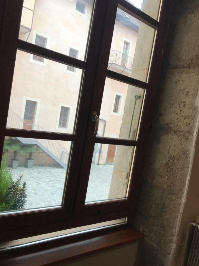 דירות La Perle De La Vieille Ville D'אנסי מראה חיצוני תמונה